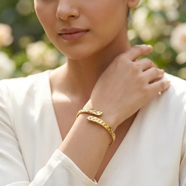 Hammered_Gold_Cuff_Bracelet