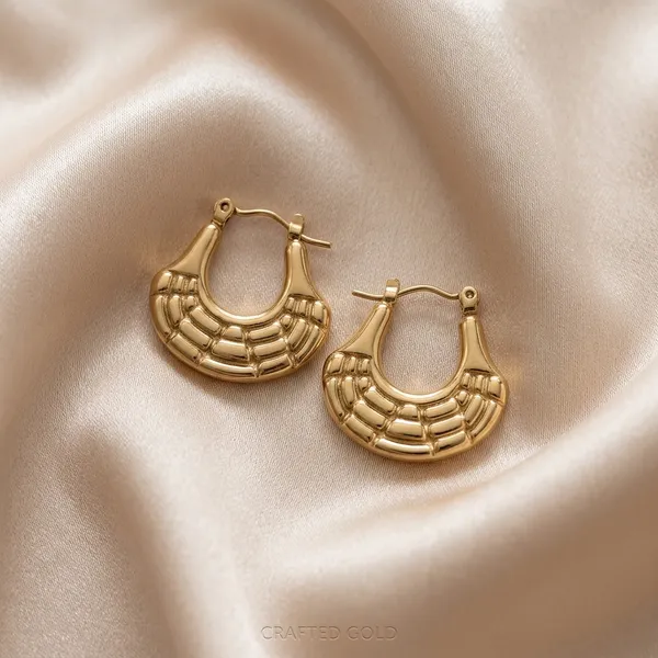 Vintage_Inspired_Textured_Gold_Hoop_Earrings