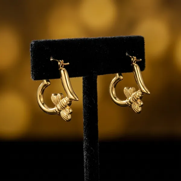 Golden_Honeybee_Heart_Hoop_Earrings