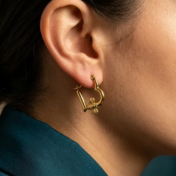 Golden_Honeybee_Heart_Hoop_Earrings