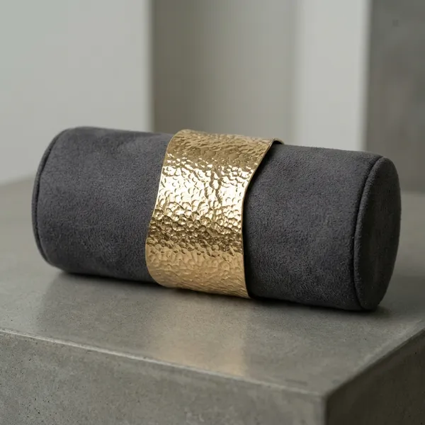 Gold_Hammered_Cuff_Bracelet