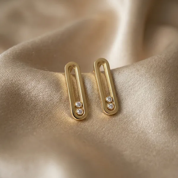 Aura_Gold-Plated_Geometric_Crystal_Oval_Drop_Earrings