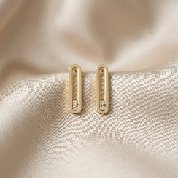 Aura_Gold-Plated_Geometric_Crystal_Oval_Drop_Earrings
