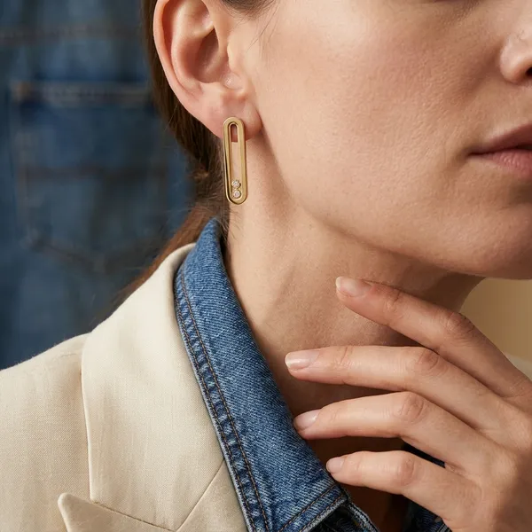 Aura_Gold-Plated_Geometric_Crystal_Oval_Drop_Earrings