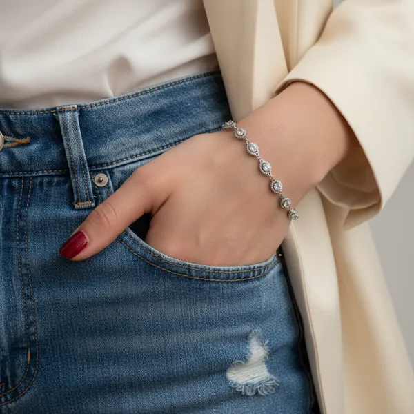 Elegant_Silver-Toned_Marquise_Crystal_Linked_Bracelet