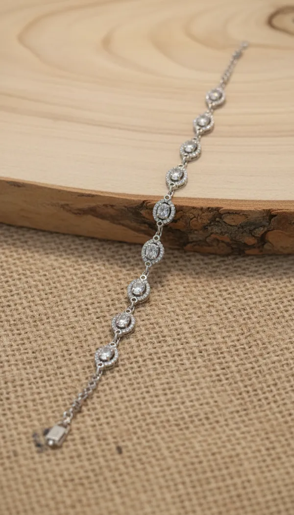 Elegant_Silver-Toned_Marquise_Crystal_Linked_Bracelet
