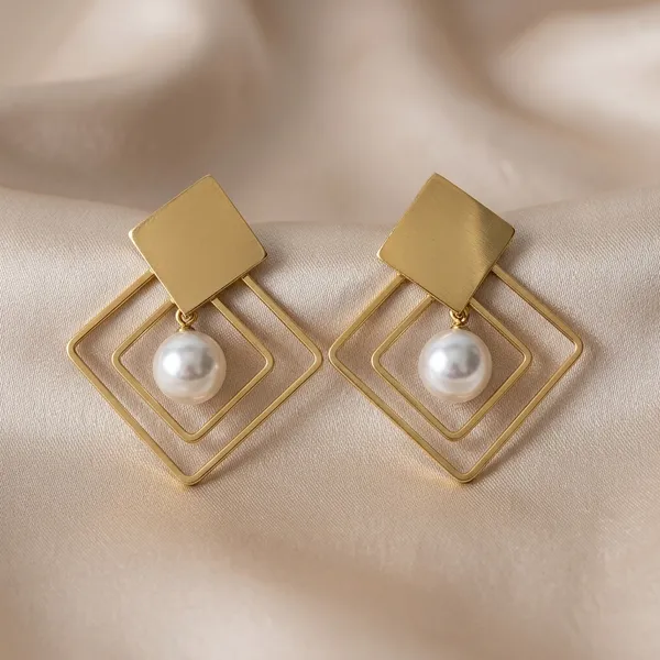 Geometric_Gold-Plated_Square_Pearl_Drop_Earrings