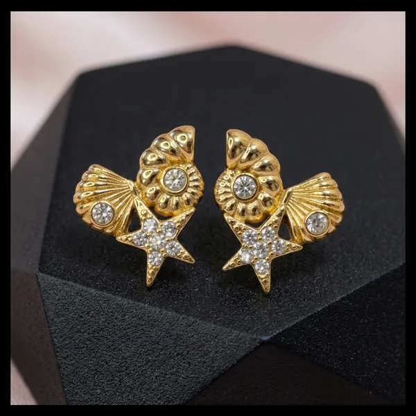Ocean_Glimmer_Shell_And_Star_Stud_Earrings