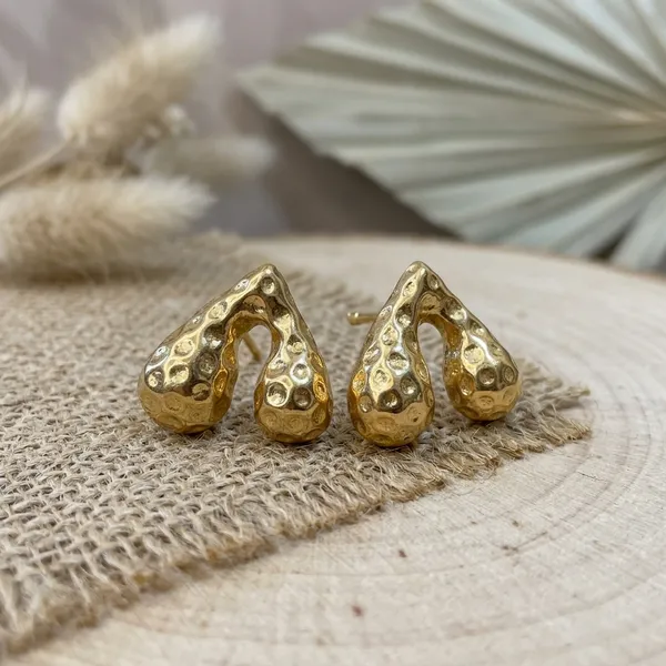 Artisanal_Hammered_Gold_Organic_Earrings