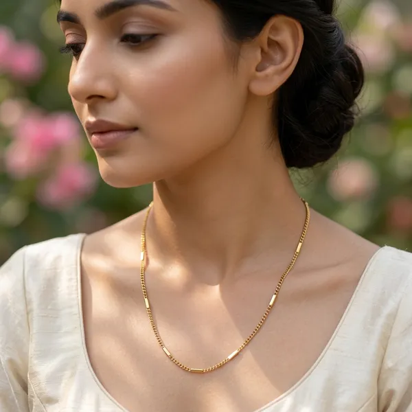 Minimalist_Gold_Beaded_Chain