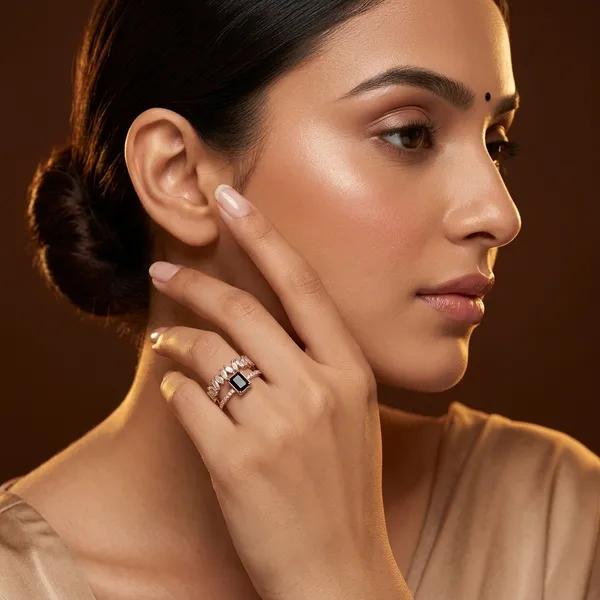 Regal_Baguette_Crown_Ring
