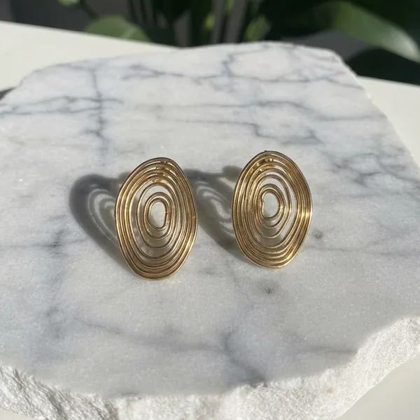 Golden_Abstract_Spiral_Earrings
