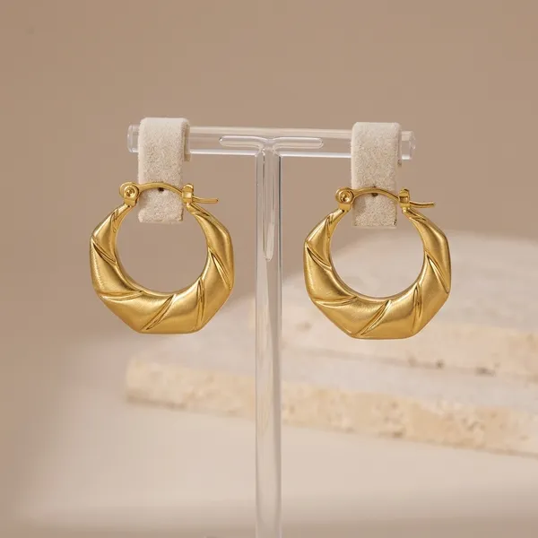 Golden_Geometric_Faceted_Hoop_Earrings