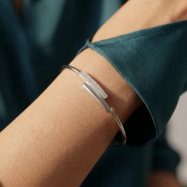 Radiant_Pave_Bar_Cuff_Bracelet