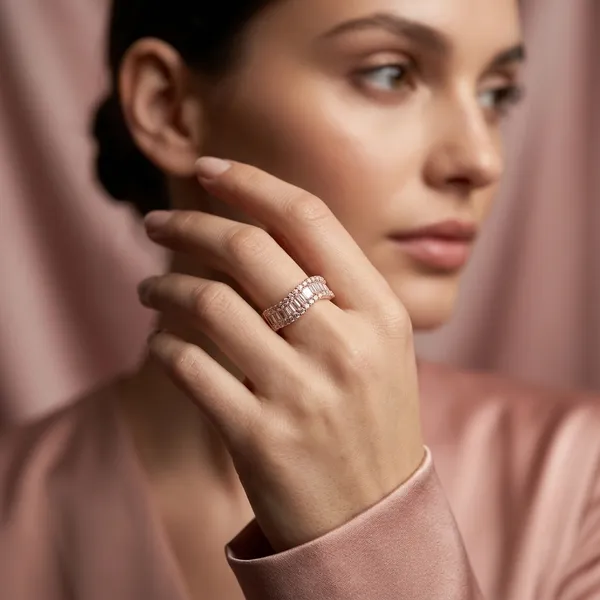 Sparkling_Baguette_Eternity_Ring