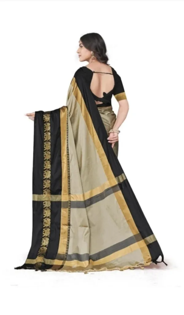 Beige_Black_Printed_Saree_With_Blouse_For_Women