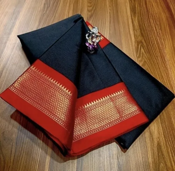 Black_Traditional_Woven_Saree_for_Women