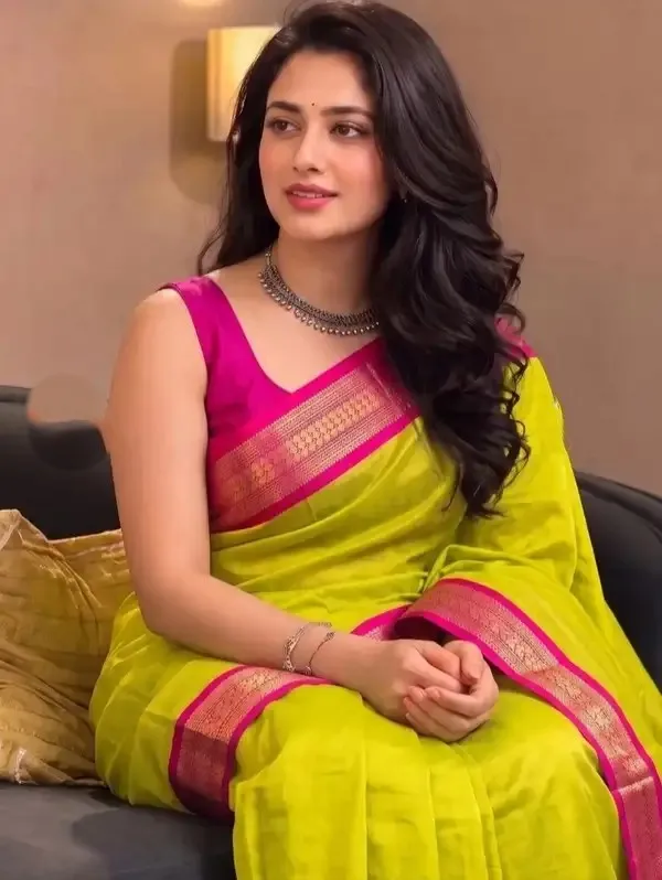 Green_Magenta_Border_Cotton_Silk_Traditional_Saree_For_Women_Saree_under_999