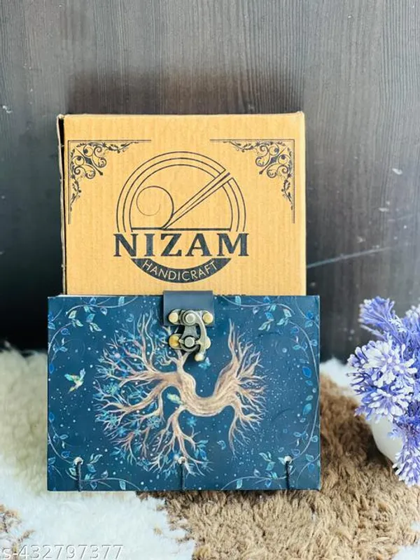 Tree_With_Lock_Diary_Handmade_Antique_Diary