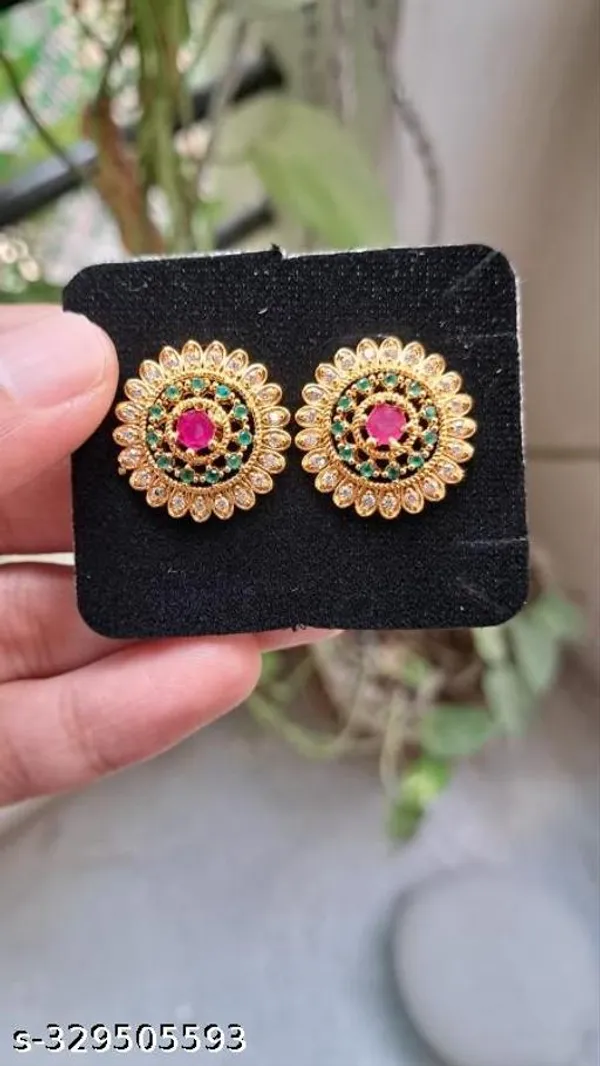 Gold_Alloy_Earrings_For_Women