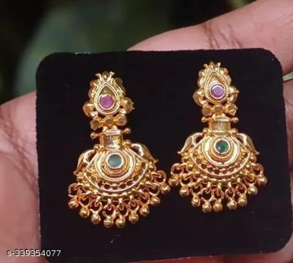 Gold_Alloy_Earrings_For_Women