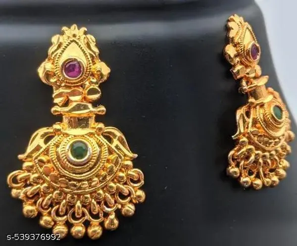 Gold_Alloy_Ring_For_Women