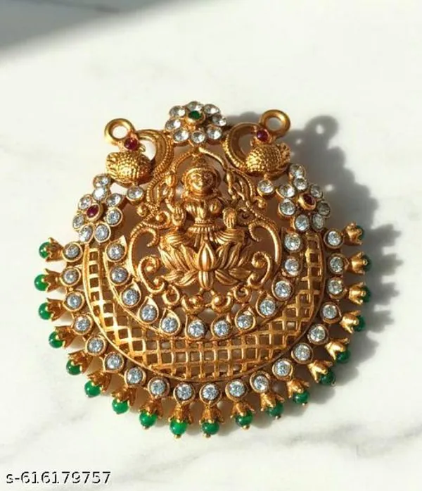 Gold_Alloy_Pendant_For_Women