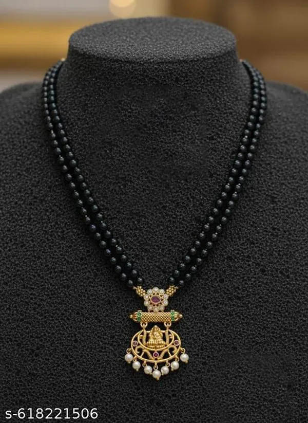 Gold_Alloy_Mangalsutra_For_Women