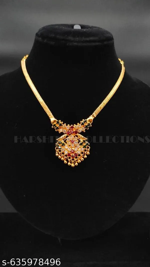 Gold_Alloy_Necklace_For_Women