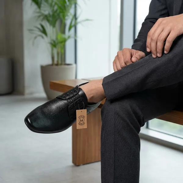 Black_Synthetic_Leather_Lace_Up_Formal_Shoes_For_Men