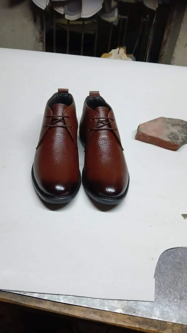 Brown_Leather_Chukka_Boots_For_Men