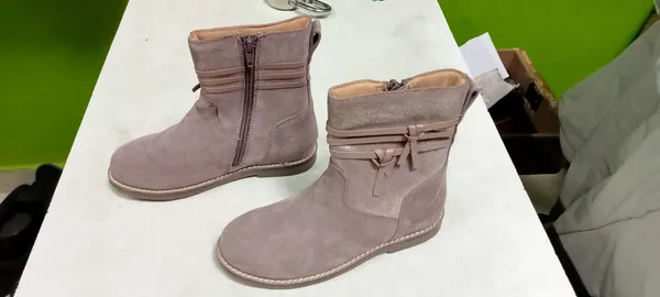Beige_Leather_Kids_Ankle_Boots_Suede_For_Kids