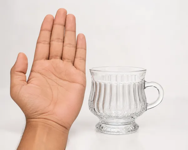 Ribbed_Glass_Tea_Cups_Set_of_6,_120_ml_Each_|_Break-Resistant_Chai_Glass_Cups_for_Hot_&_Cold_Beverages_|_Coffee,_Espresso,_Tea_Serving_Set