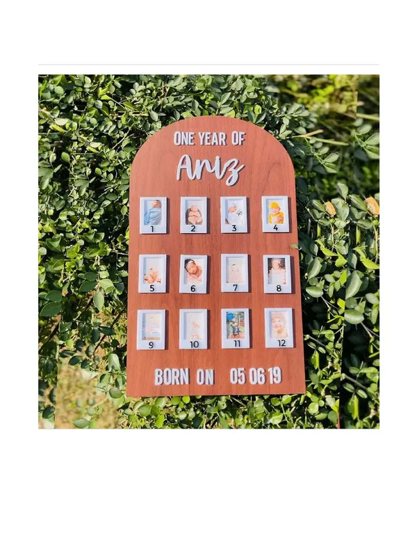 12_Month_Photo_Frame_-_Baby_Birthday_Gift_(Arch_Shape)