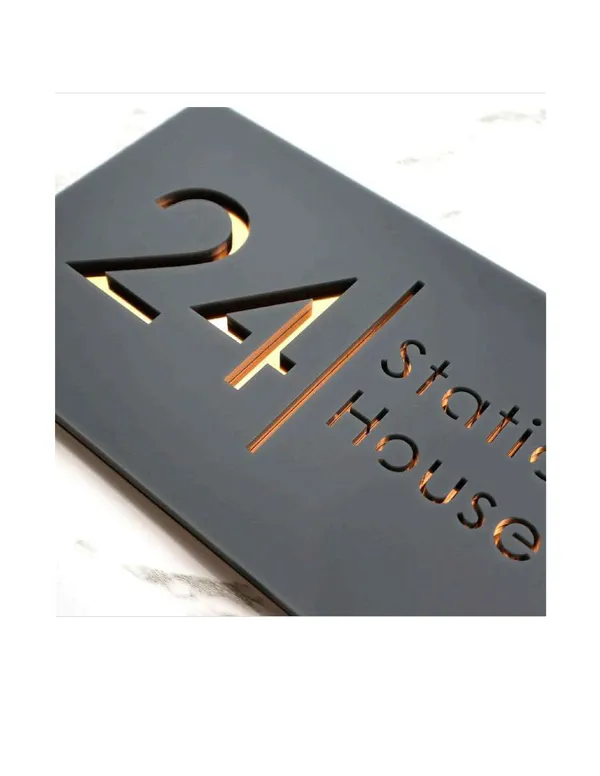 Mirror_Floating_House_Sign_Door
