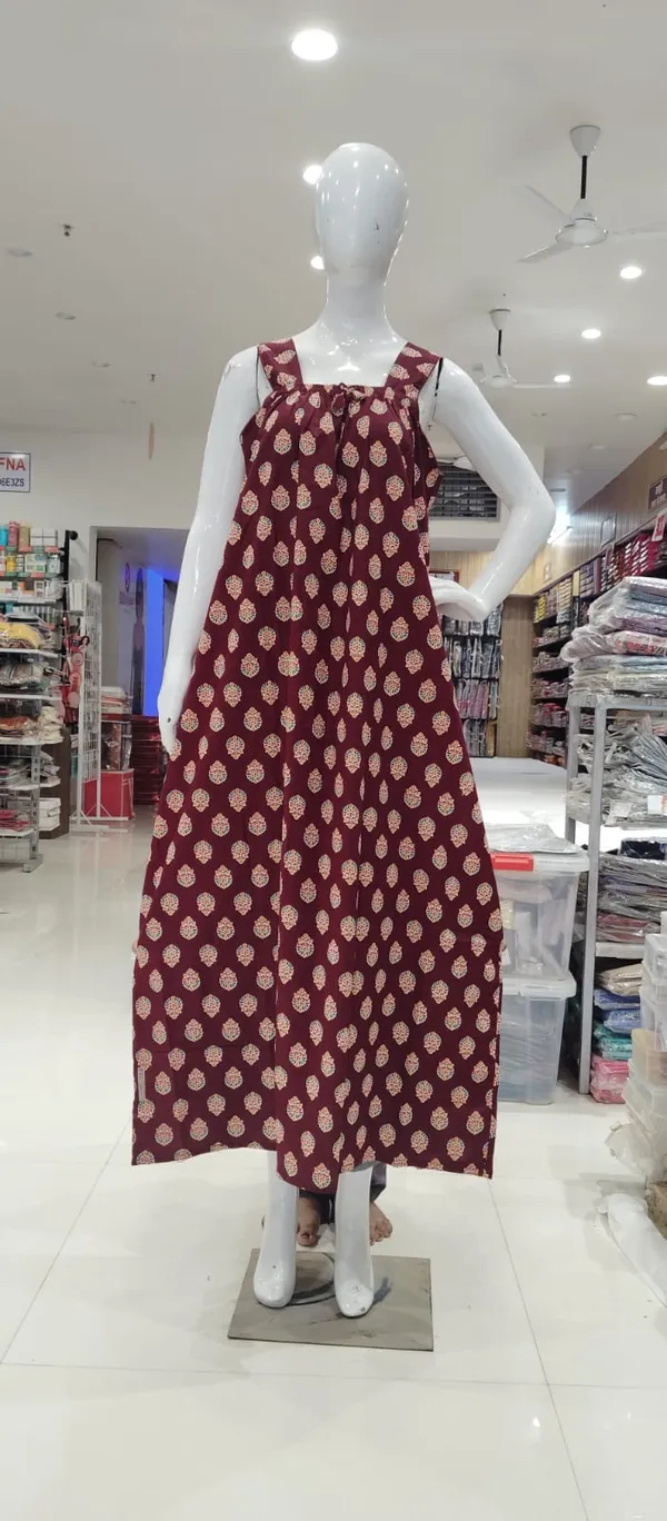 Maroon_Cotton_Floral_Print_Nighty_For_Women