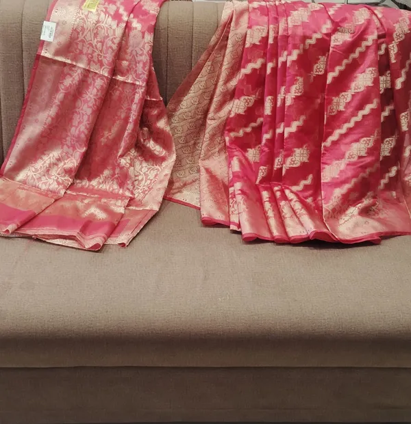 Pink_Banarasi_Silk_Saree_With_Blouse_Piece_For_Women