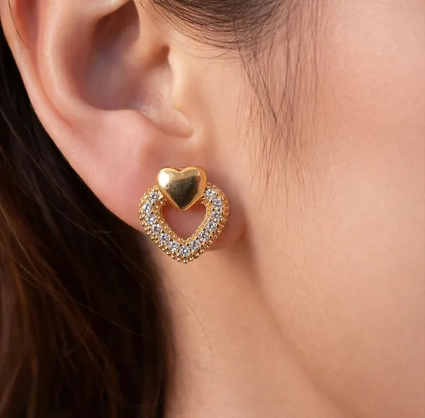 Gold-Plated_Double_Heart_Earrings_With_Crystals