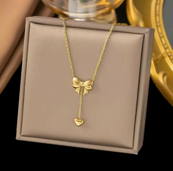 Gold-Toned_Bow_Heart_Drop_Lariat_Necklace