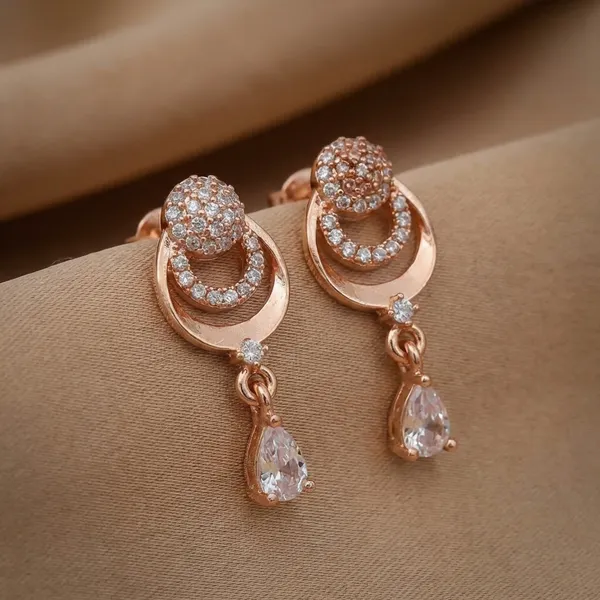 Gold_And_White_Premium_Brass_Jhumka_Earrings_For_Women