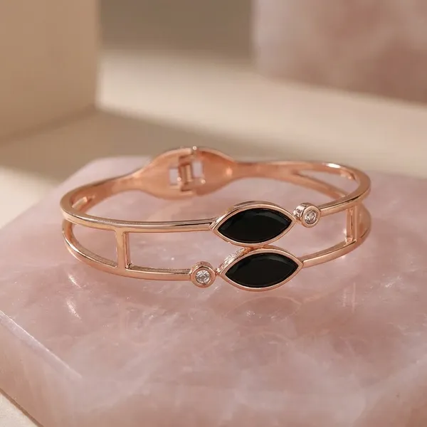 Gold_And_Black_Premium_Brass_Bracelet_For_Women