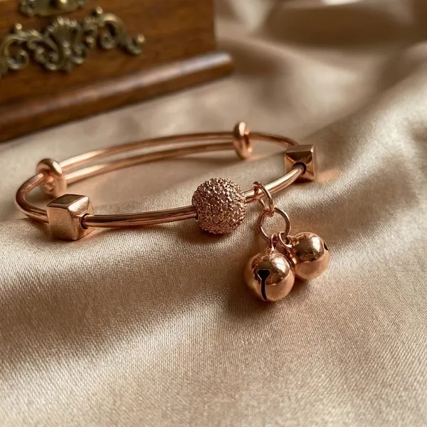 Gold_Premium_Brass_Bracelet_For_Women