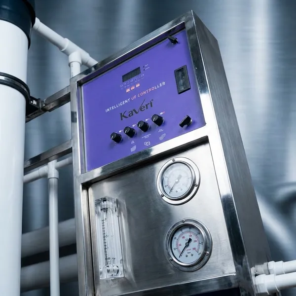 White_Uf_Plant_Water_Purifier