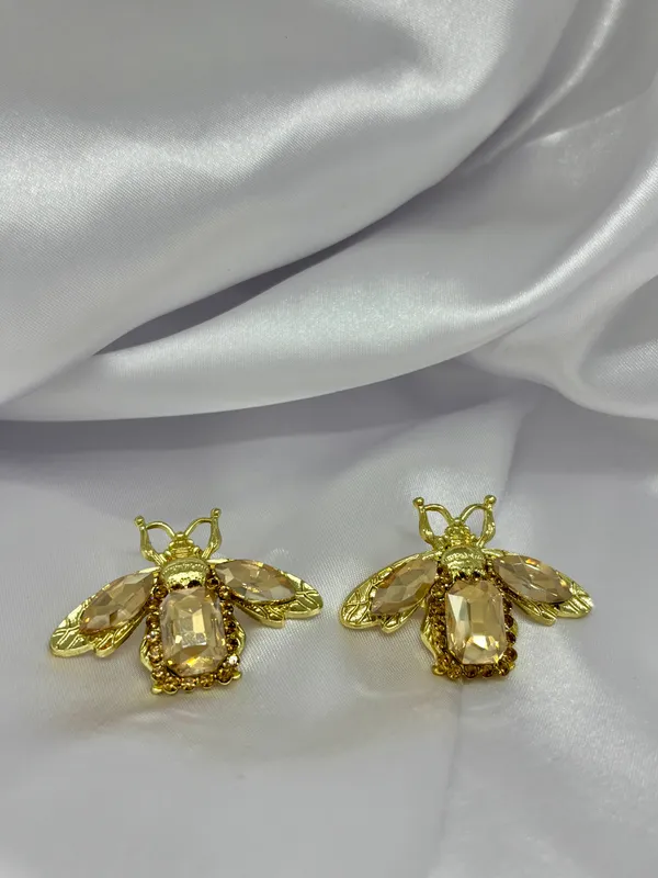 Champagne_Butterfly_Spark_Earring