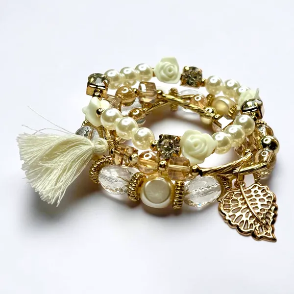 BRIDGERTON_BRACELET_STACK