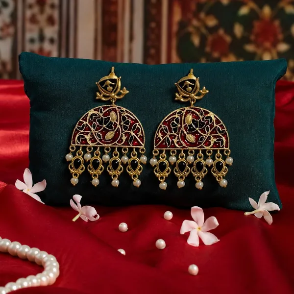 Shaahi_Lal_Meenakari_Dastak_Jhumka