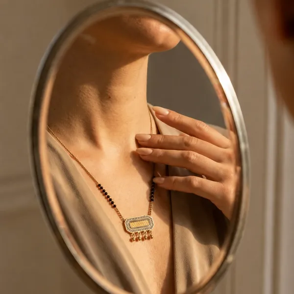 Golden_Bar_Vow_Mangalsutra