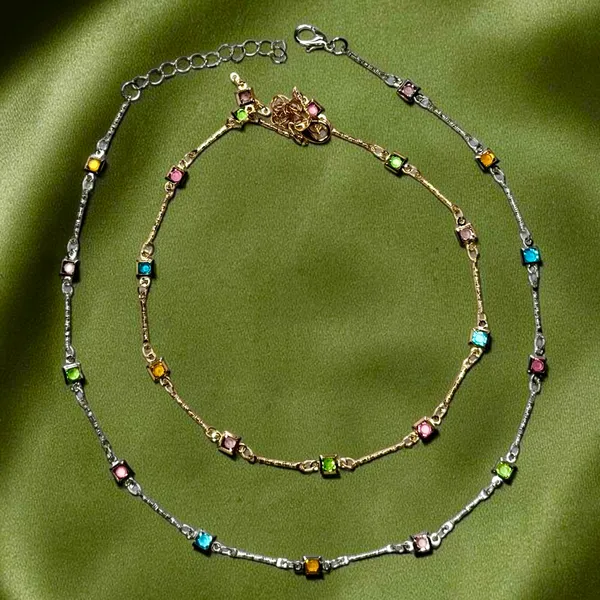 NOOR_-_E-_FIZA_SILVER_NECKCHAIN
