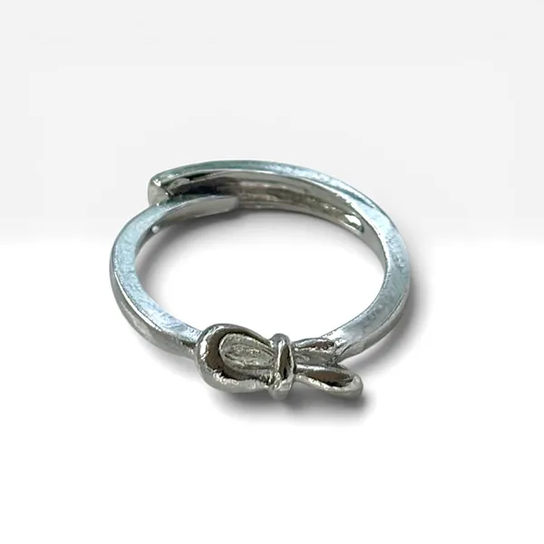 SILVER_BOW_RINGS_STACK