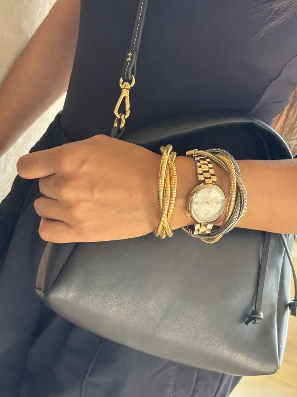 Retro_Roaring_Tide_Gold_Handcuff